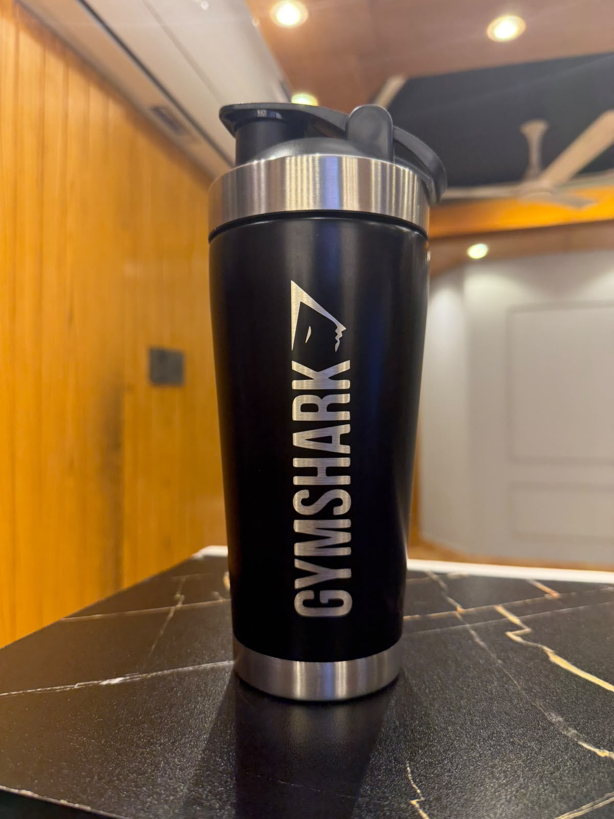 Gymshark Stainless Steel Shaker double layer , black single part , 800 ml